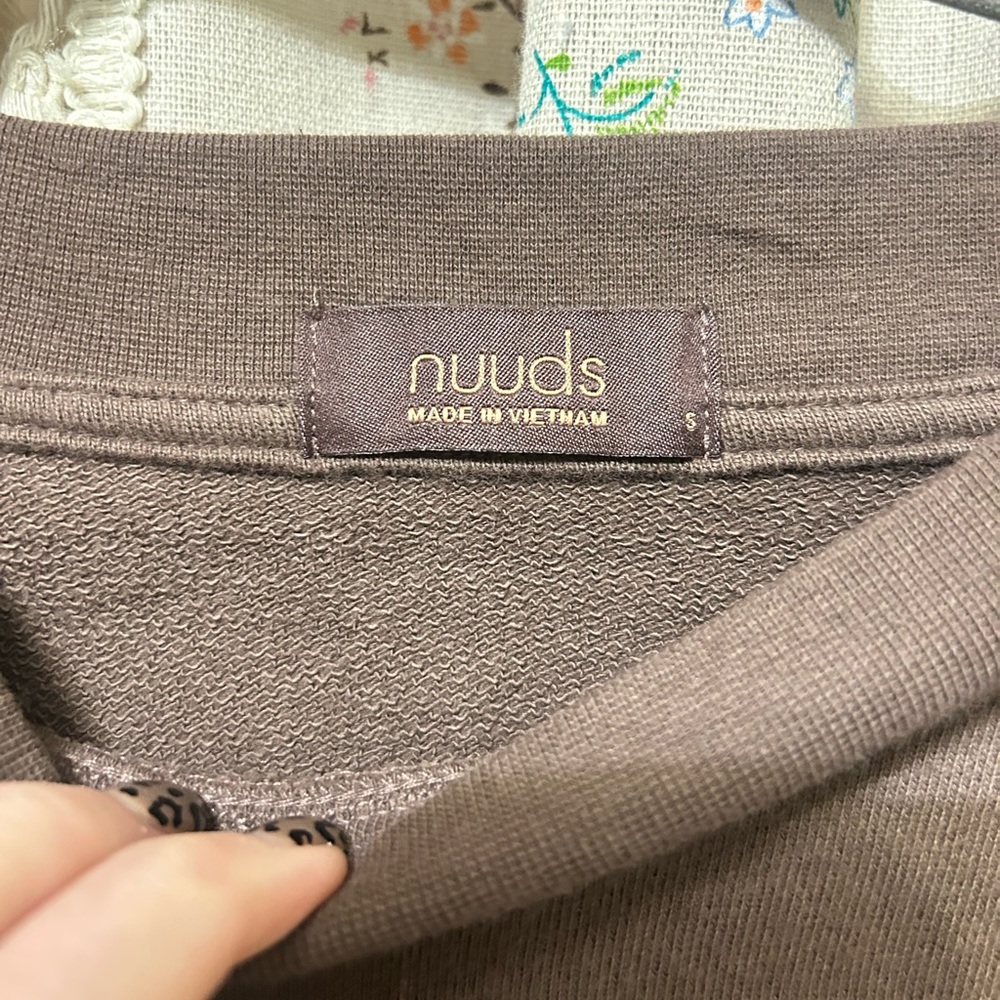2/$28 Nuuds Cropped Crew Neck 100% Cotton Terry Sweatshirt In Coffee Small EUC - Picture 3 of 5